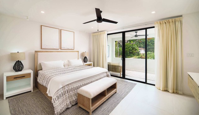Walk to Beach, New Elegant 2BR Villa with Pool!