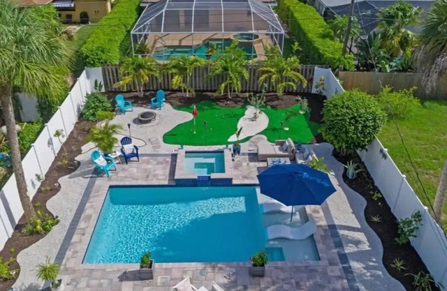 Hilton Naples 