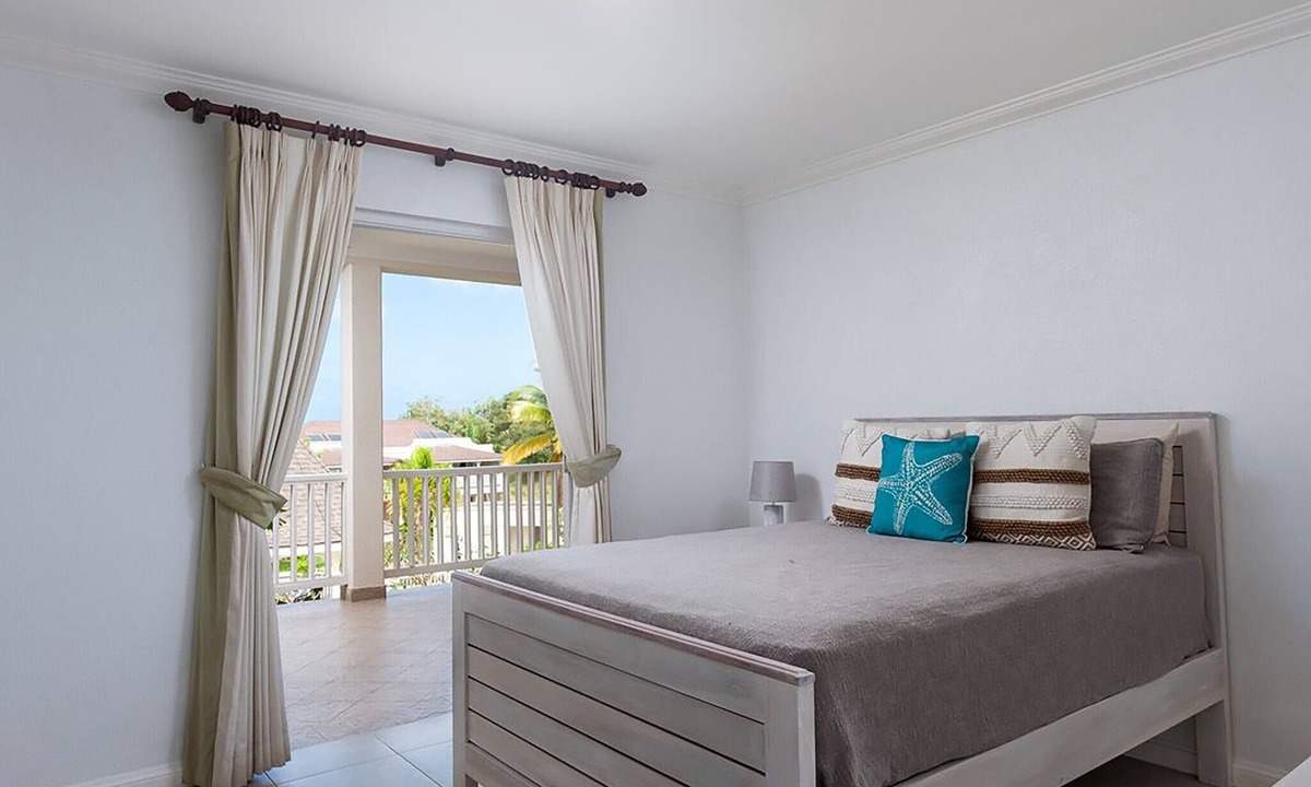 Speightstown Apartment | Vuemont #245 - by Zenbreak
