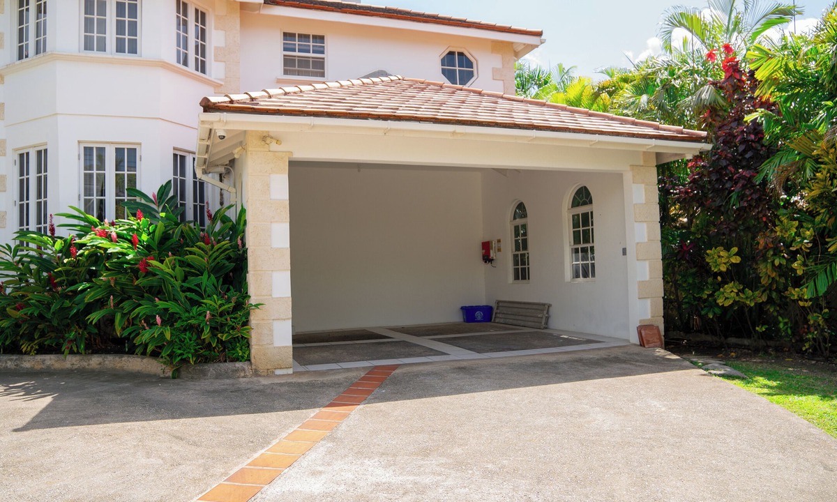 Paynes Bay Villa | Marzalea 3 bd Villa by Zenbreak