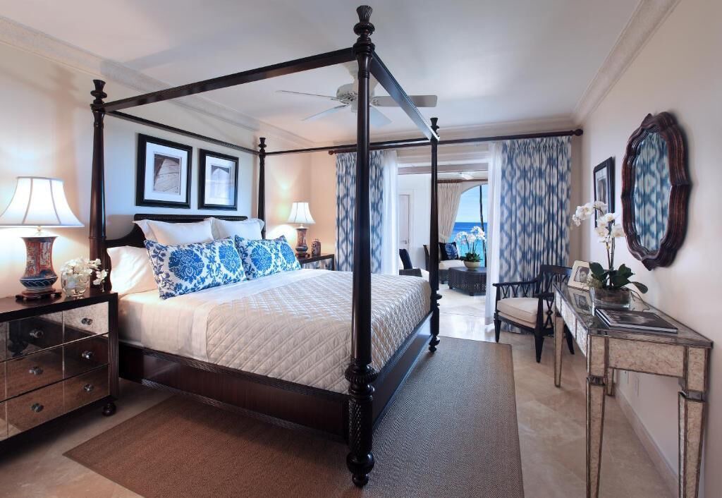 Little Battaleys House | 2300 sq. ft. One-Bedroom Luxury Beachfront Suite on the West Coast