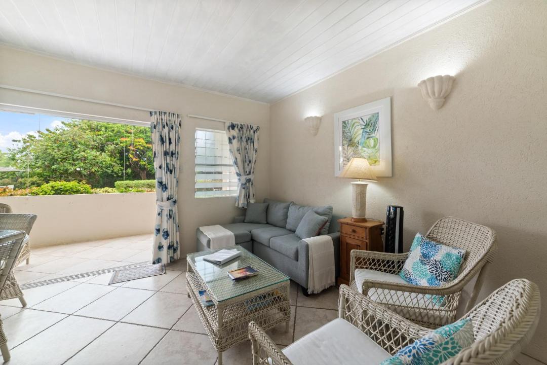 Sunset Crest Apartment | Golden View No 122