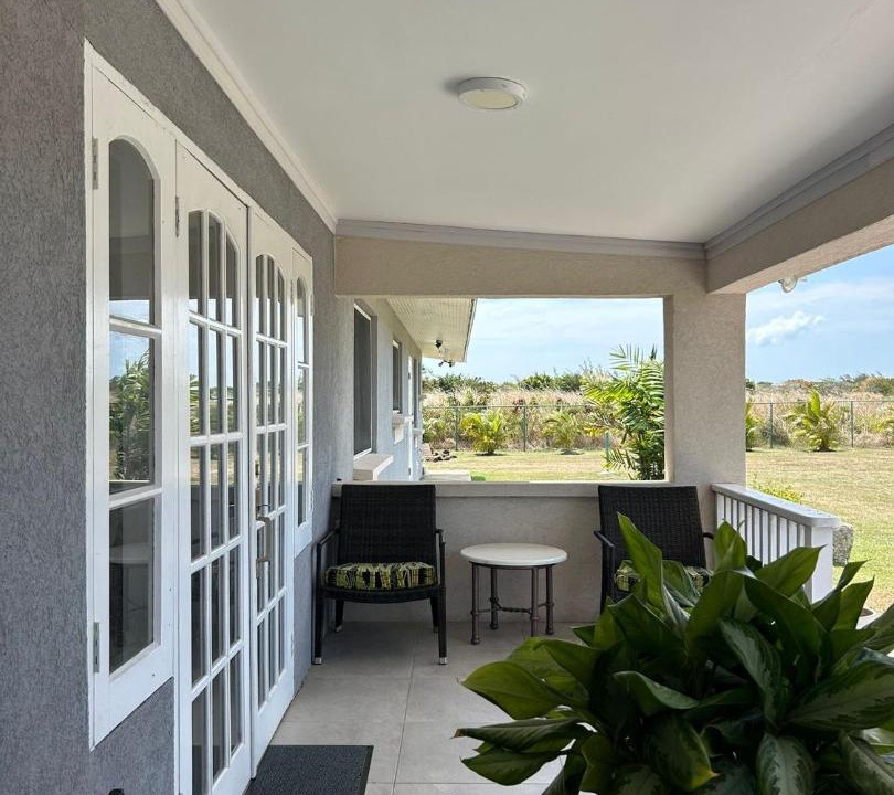 Gibbons House | Hope Winds - by ZenBreak
