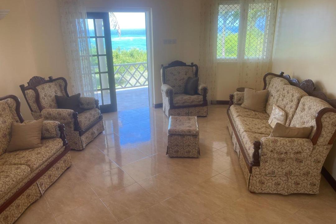 Marley Vale House | 'GRAND RIVEIRE' Private Room with Ocean View