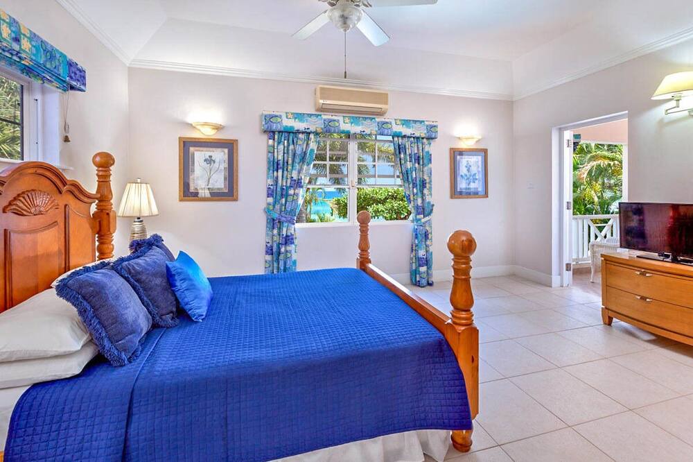 Photo of Bedroom in Fitts Village
