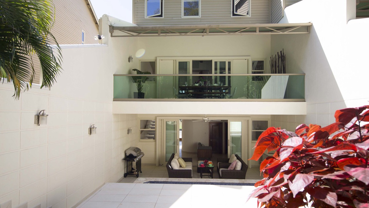 Photo of Outdoor in Lascelles