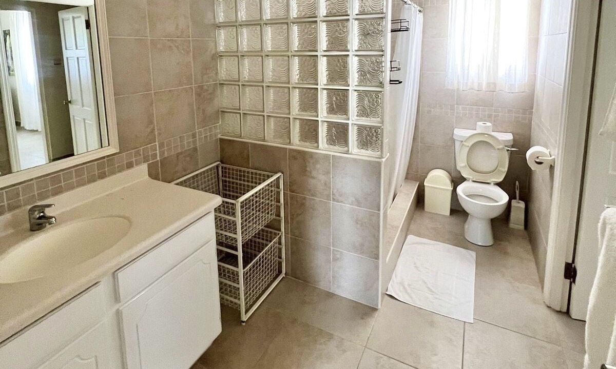Photo of Bathroom in Atlantic Shores