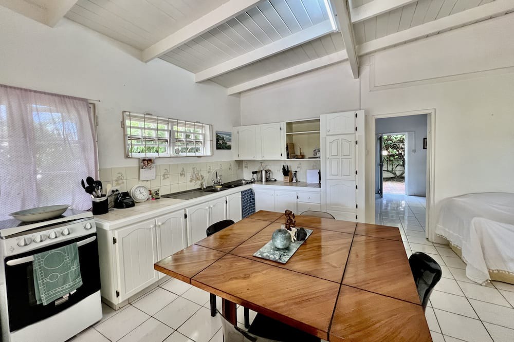 Photo of Kitchen in Porters