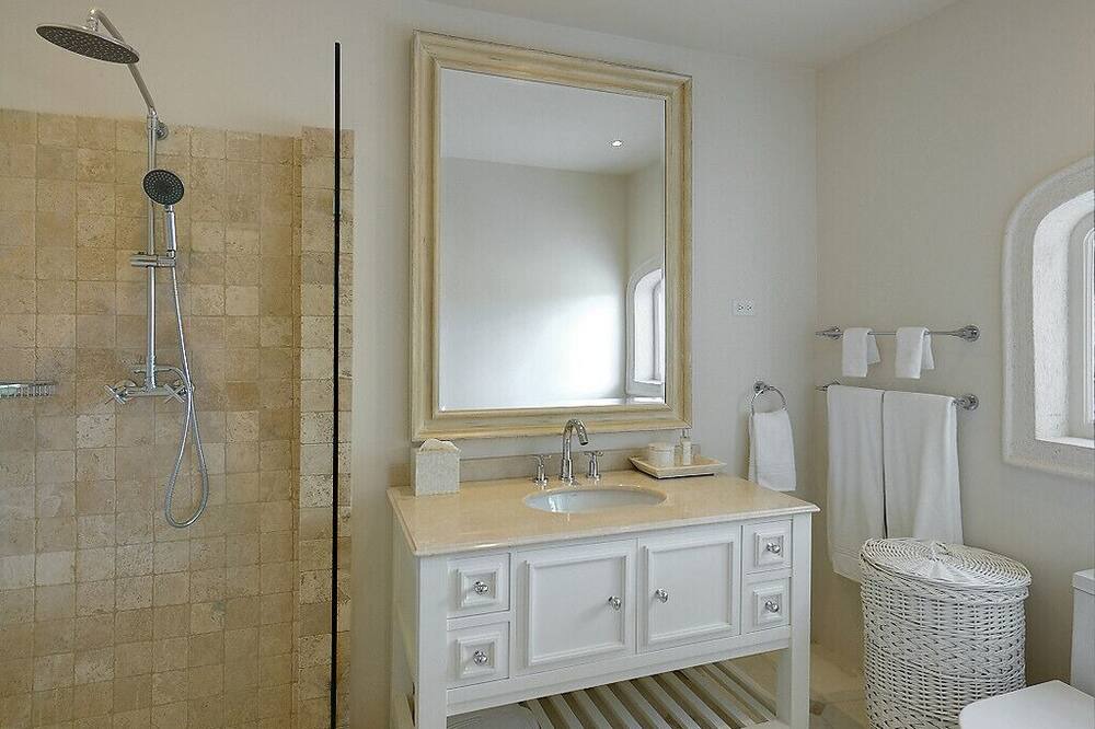 Photo of Bathroom in Deanes