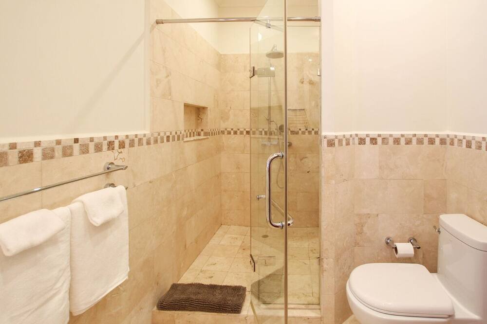 Photo of Bathroom in Gibbs Bay