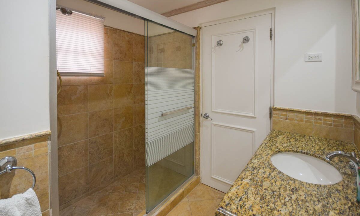 Photo of Bathroom in St. Lawrence Gap