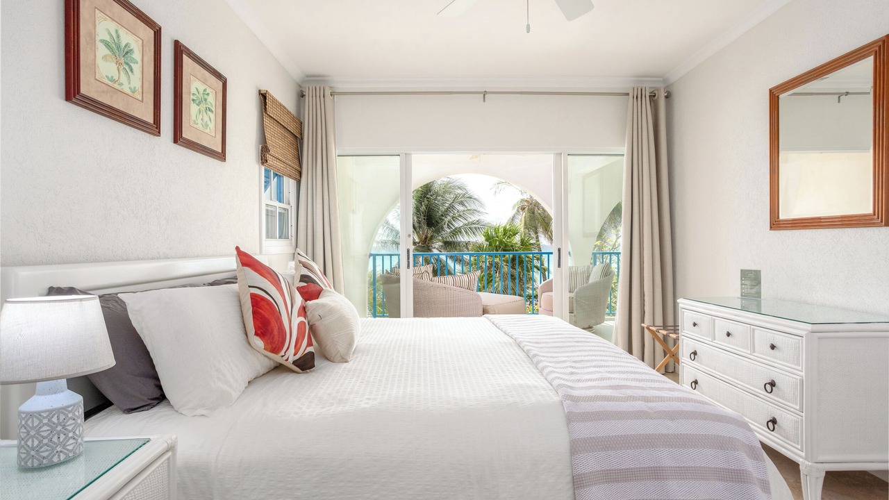 Photo of Bedroom in Oistins