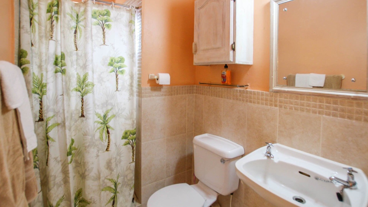 Photo of Bathroom in Sunset Crest