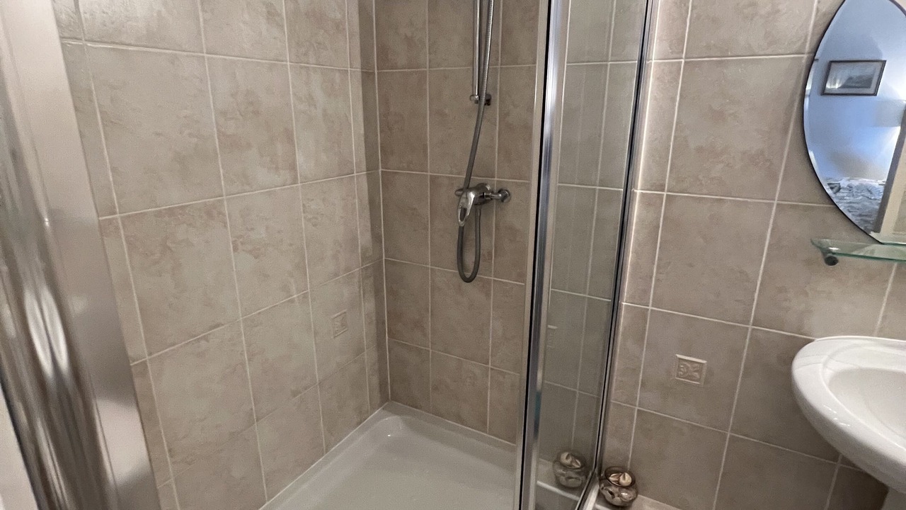 Photo of Bathroom in Sunset Crest