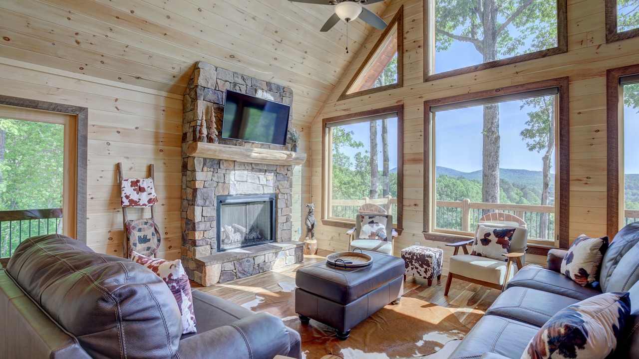 Photo of Livingroom in Morganton
