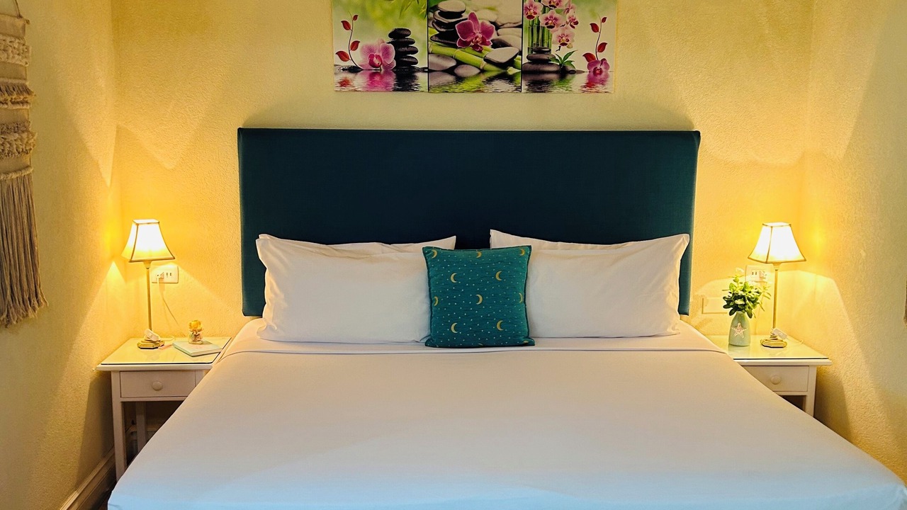 Photo of Bedroom in Enterprise