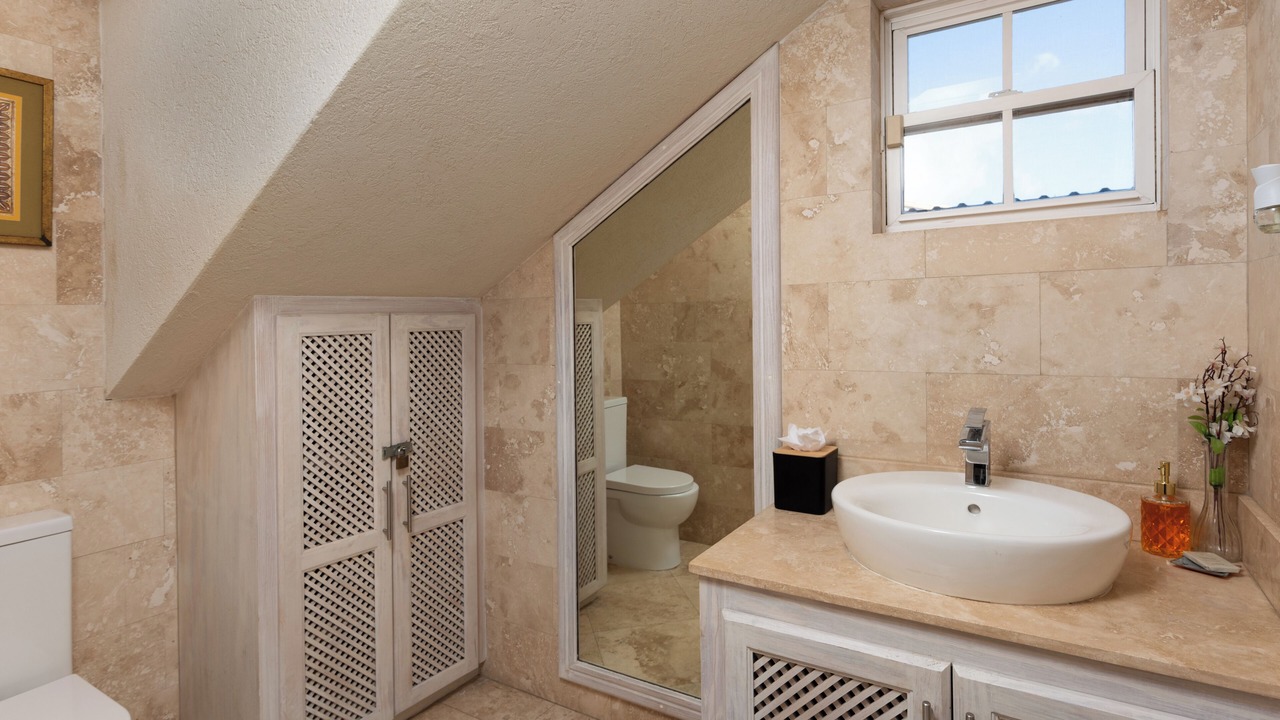 Photo of Bathroom in Prospect