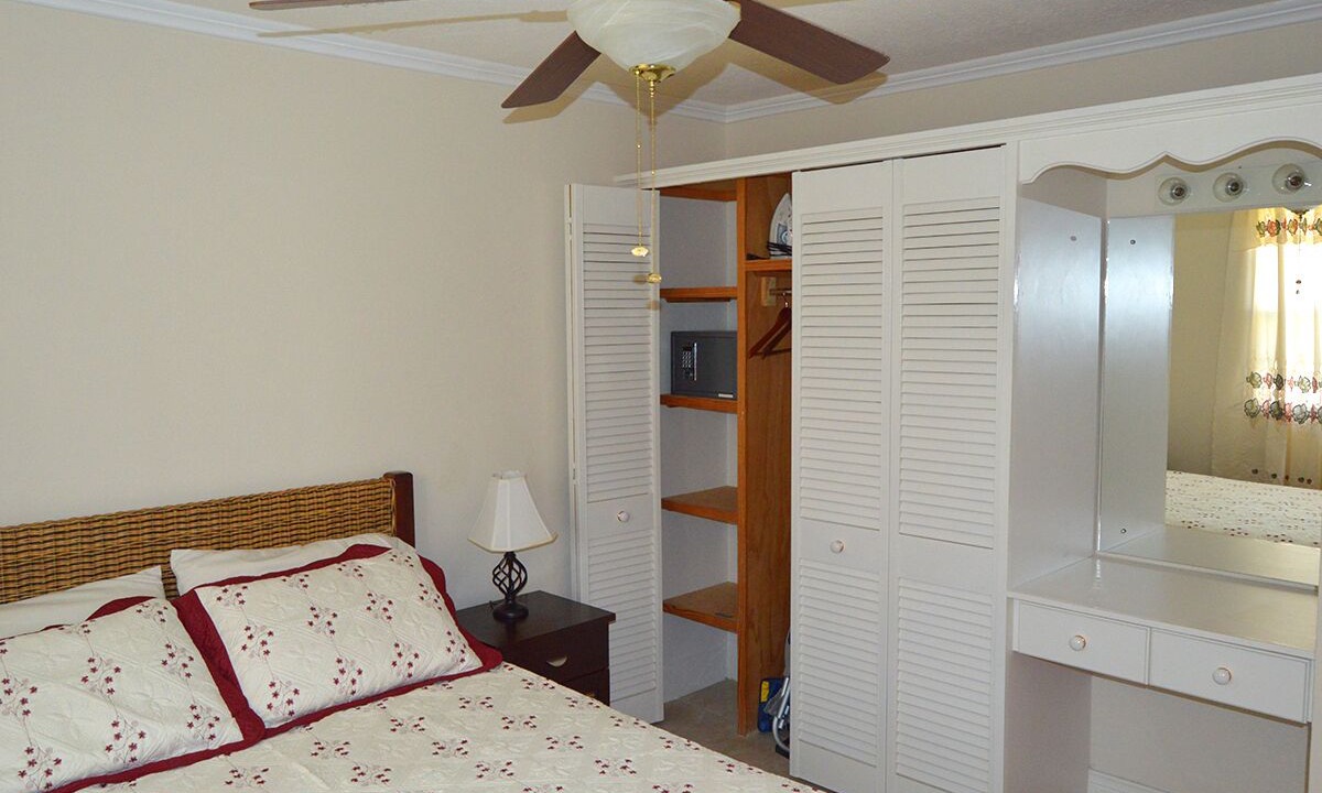 Photo of Bedroom in Enterprise