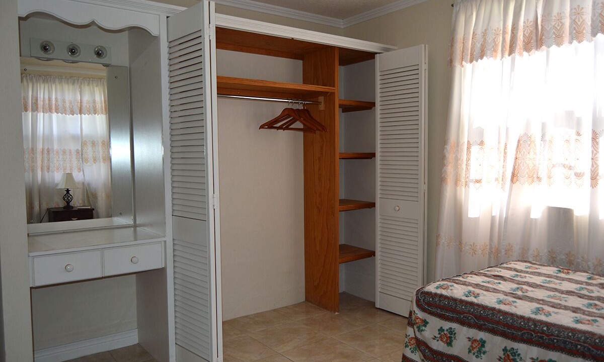 Photo of Bedroom in Enterprise