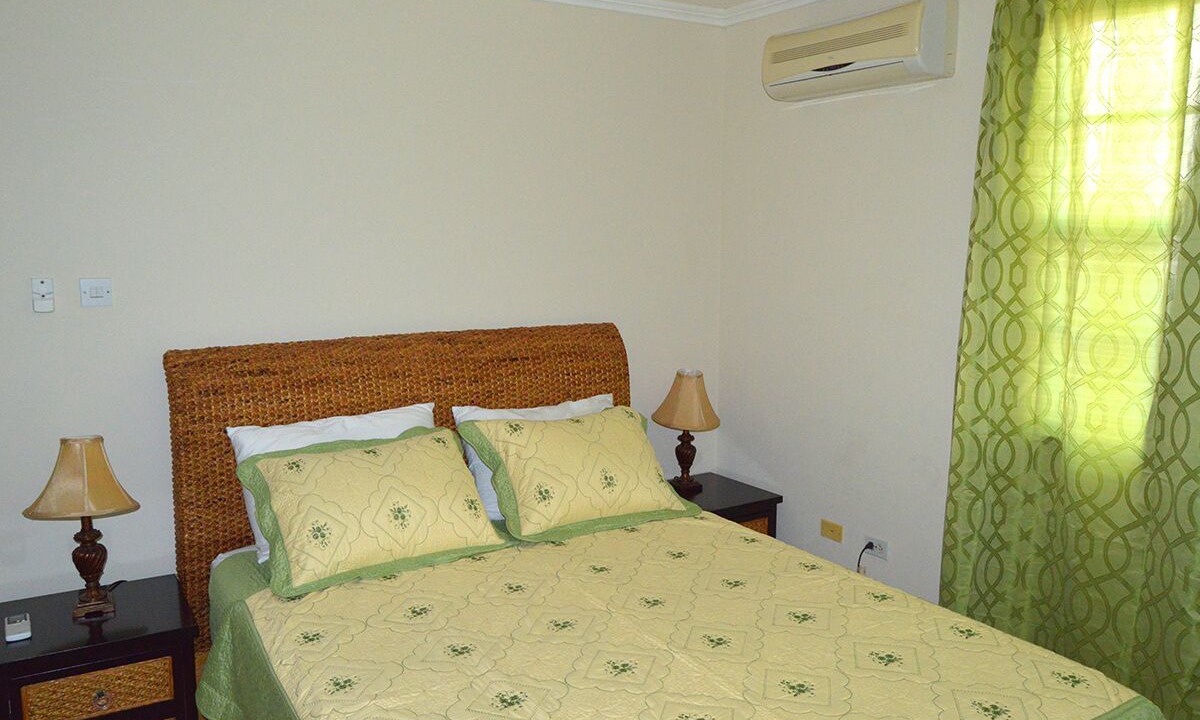 Photo of Bedroom in Enterprise