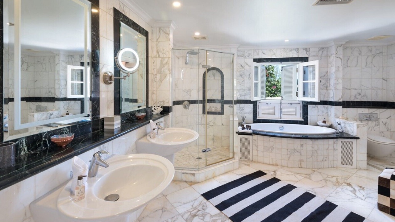 Photo of Bathroom in Speightstown