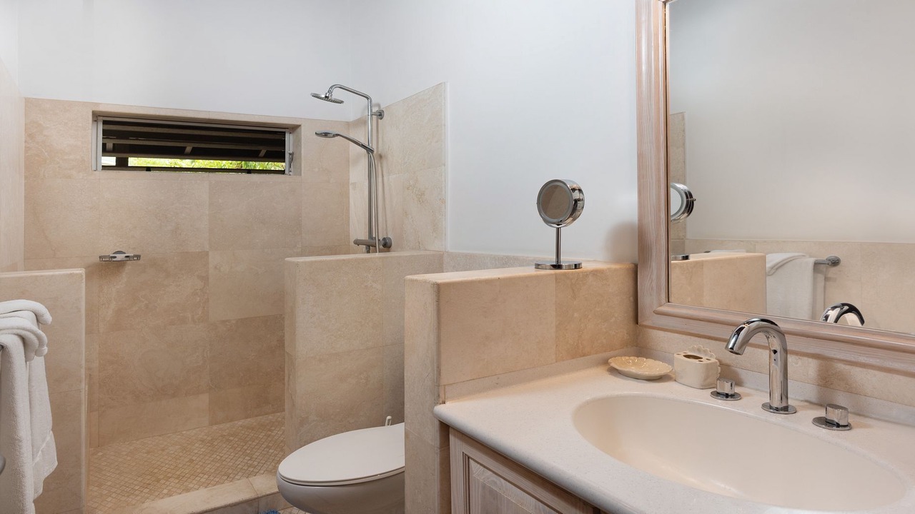 Photo of Bathroom in Folkestone