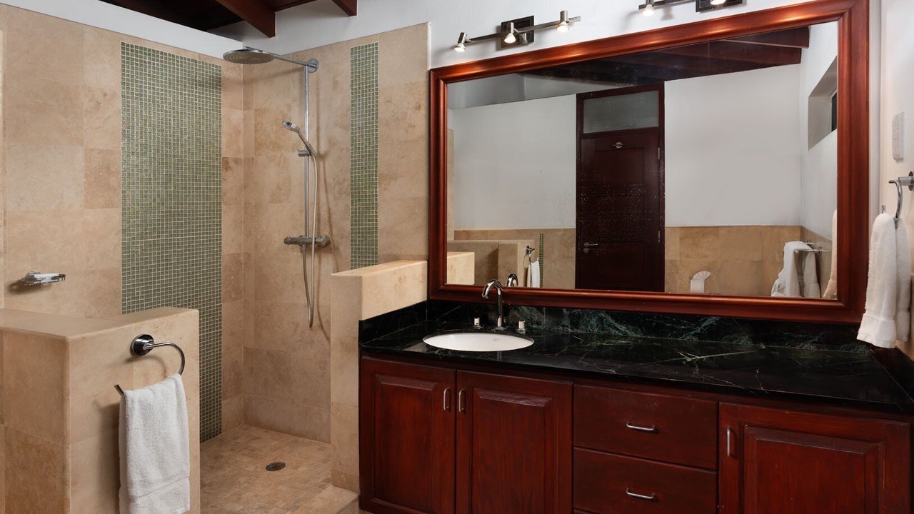 Photo of Bathroom in Folkestone