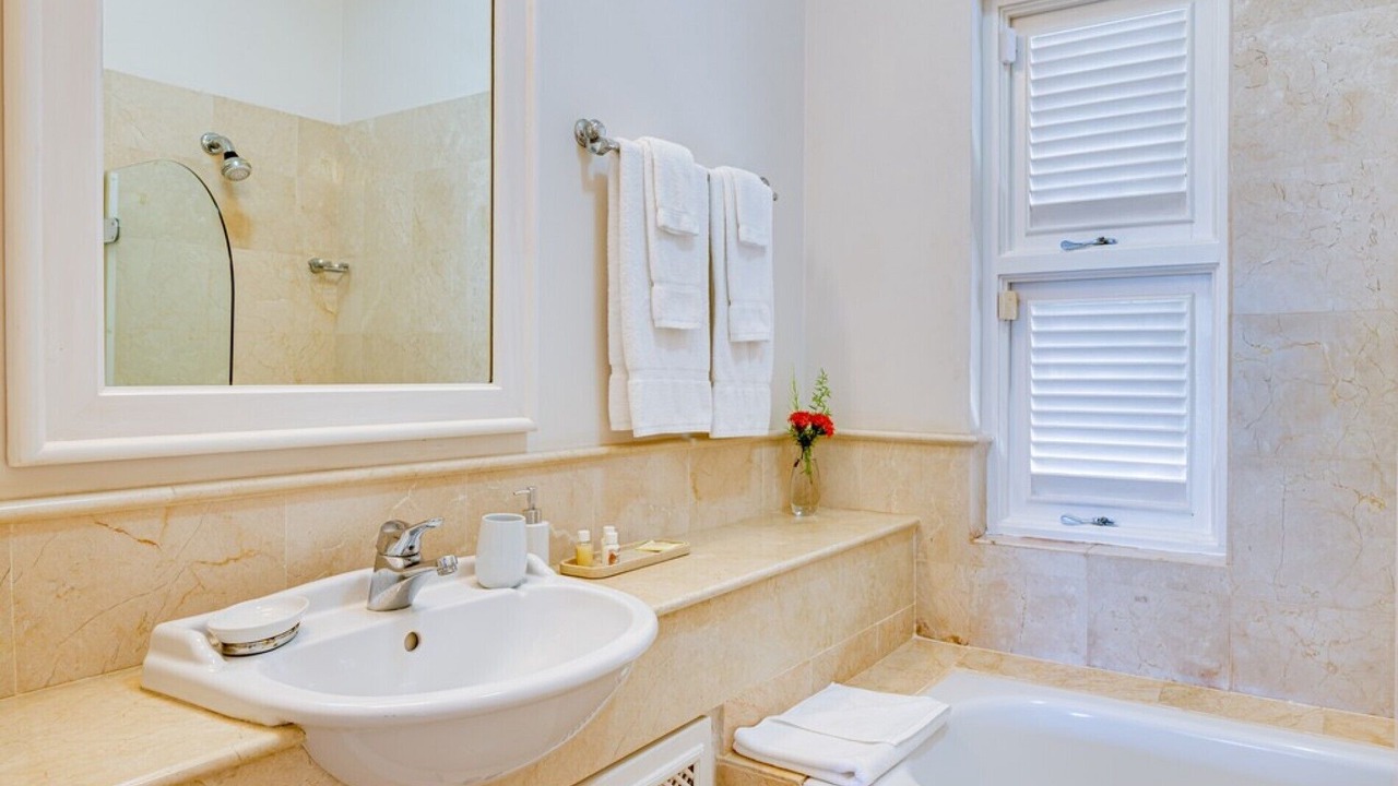 Photo of Bathroom in Merlin Bay
