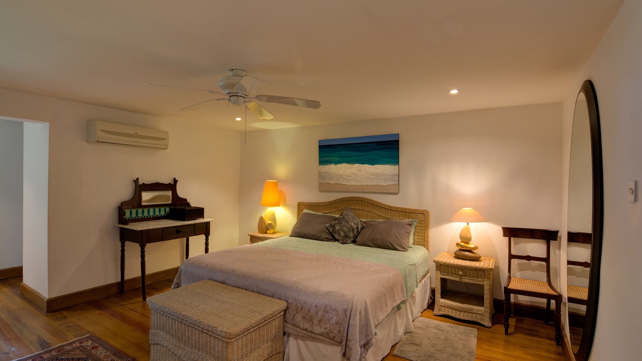 Photo of Bedroom in Spring Garden