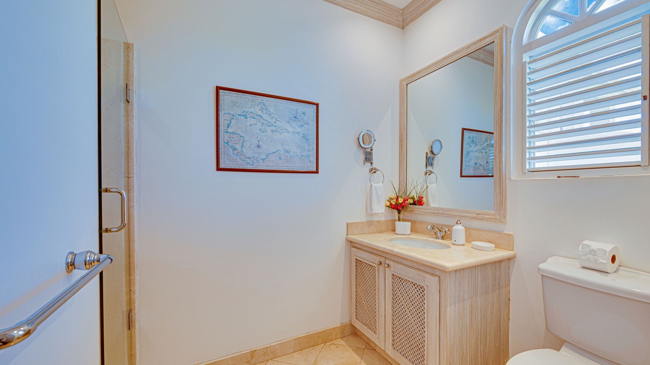 Photo of Bathroom in Mount Standfast