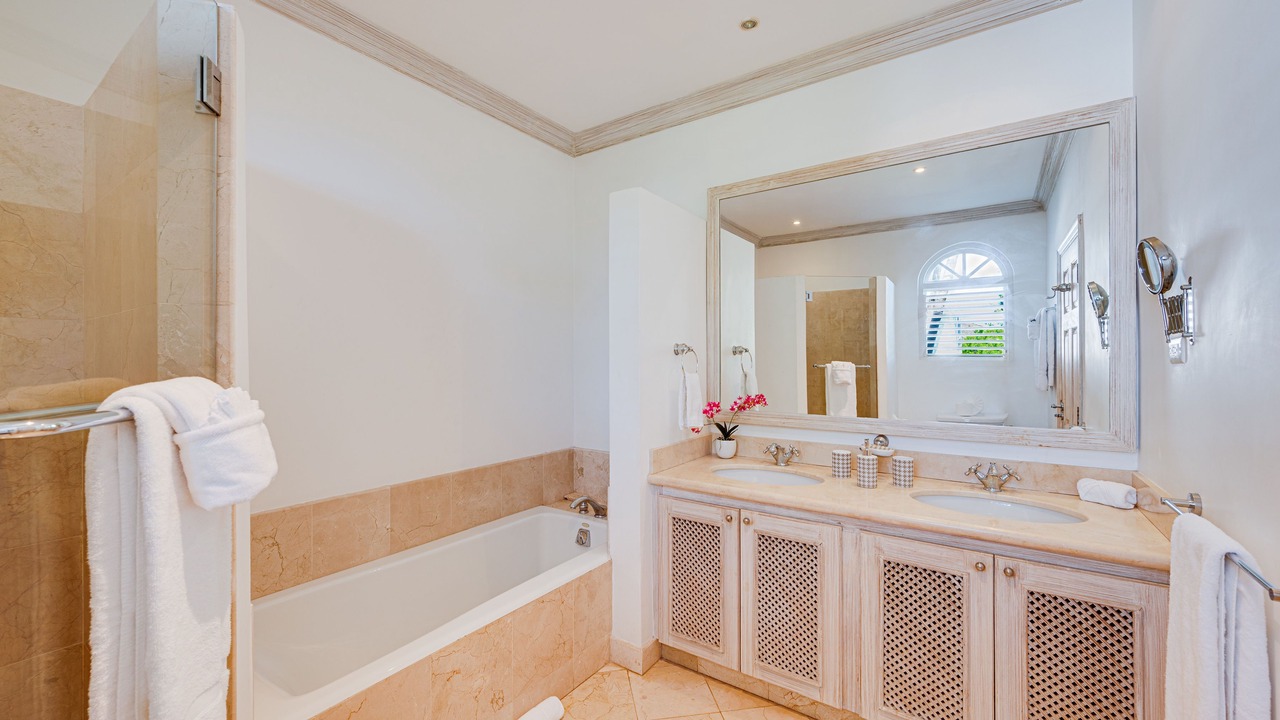 Photo of Bathroom in Mount Standfast