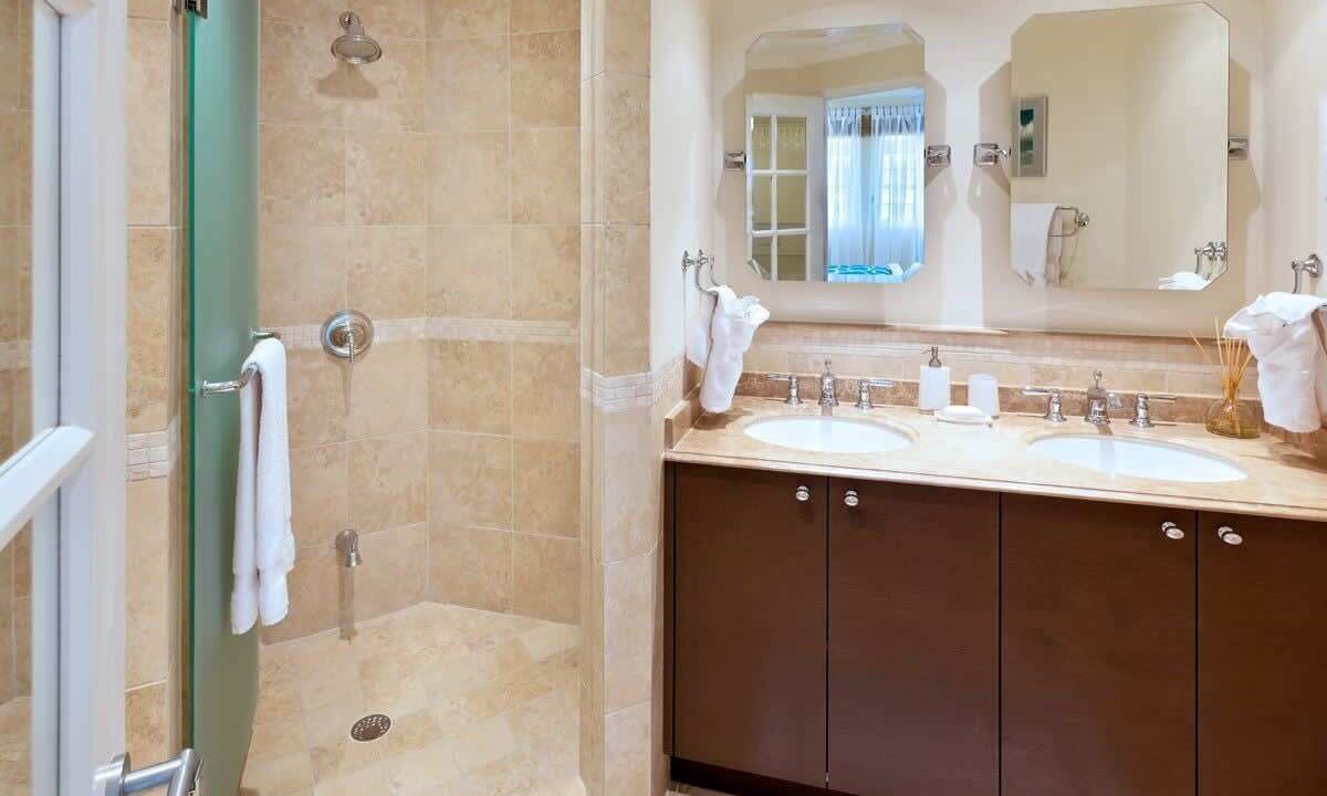 Photo of Bathroom in St. Lawrence Gap
