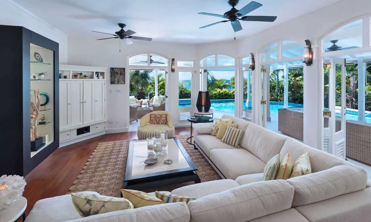 Photo of Livingroom in Green Garden