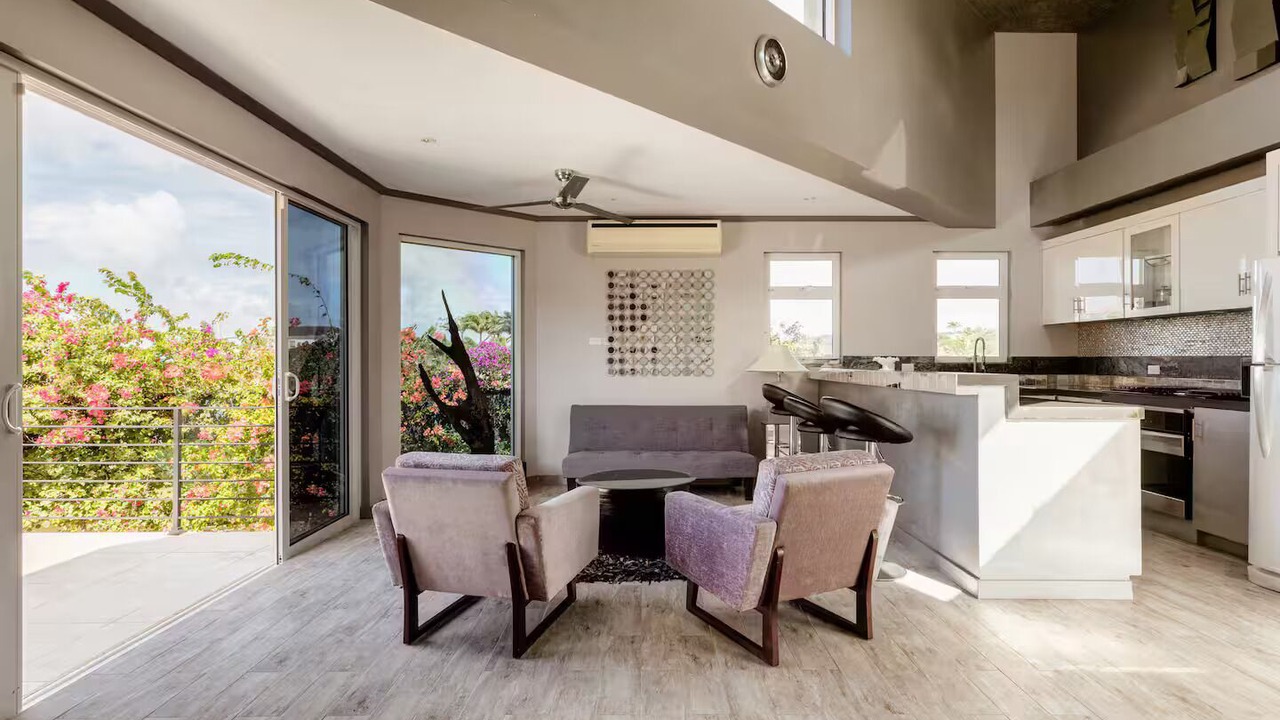 Photo of Livingroom in Lancaster