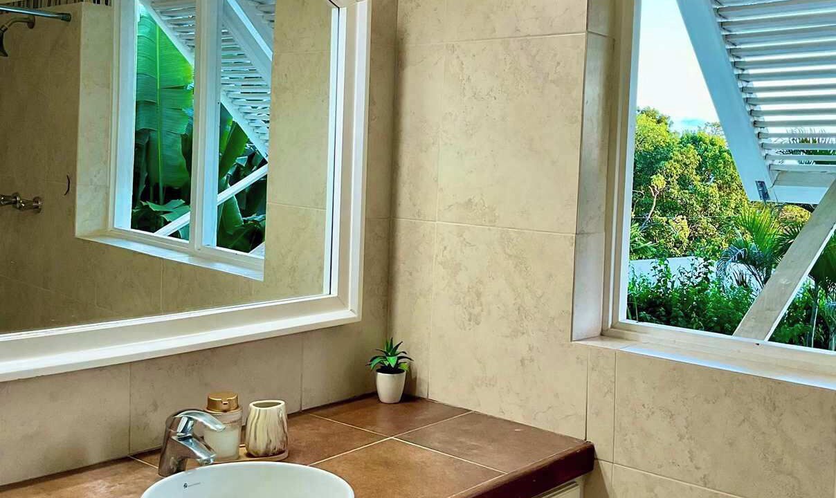 Photo of Bathroom in Lodge Hill