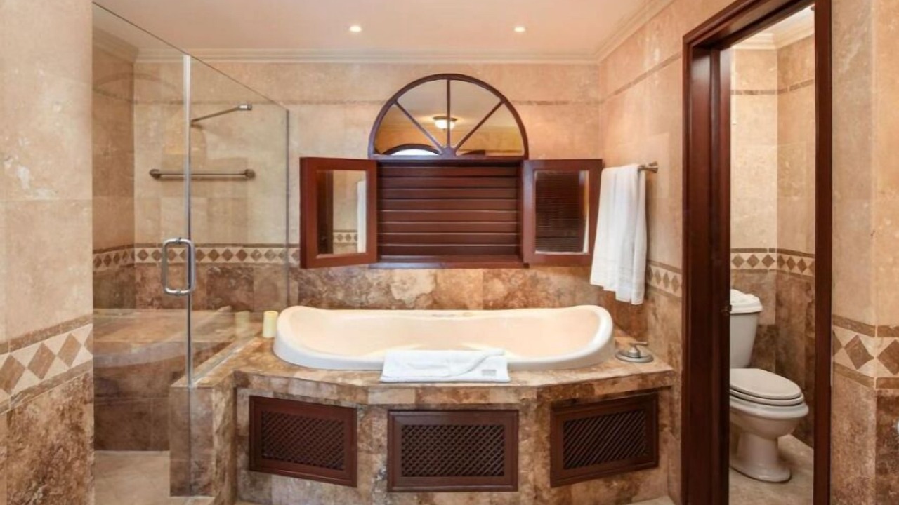 Photo of Bathroom in Diamond Valley