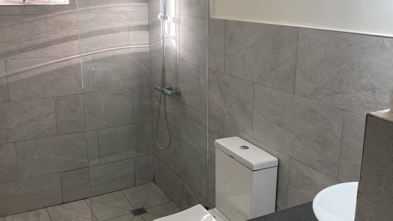 Photo of Bathroom in Sunset Crest