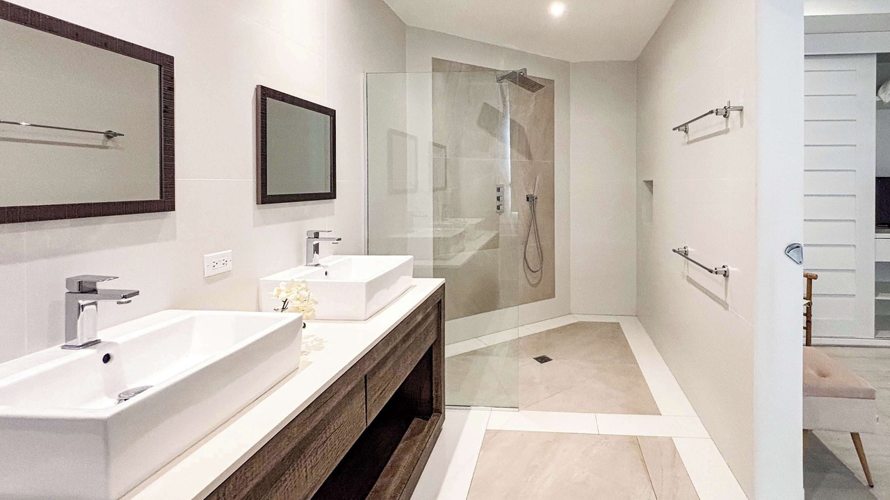 Photo of Bathroom in Speightstown