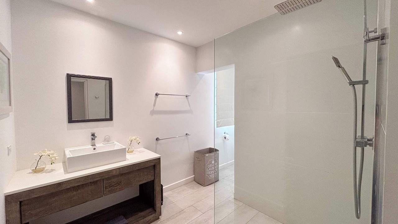 Photo of Bathroom in Speightstown