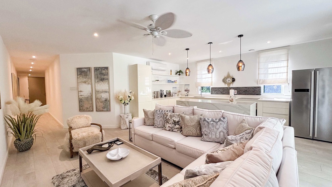Photo of Livingroom in Speightstown