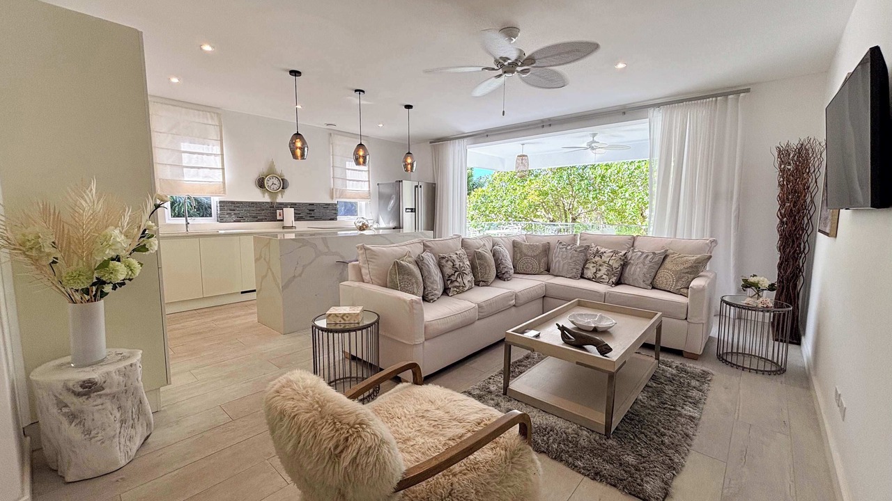 Photo of Livingroom in Speightstown