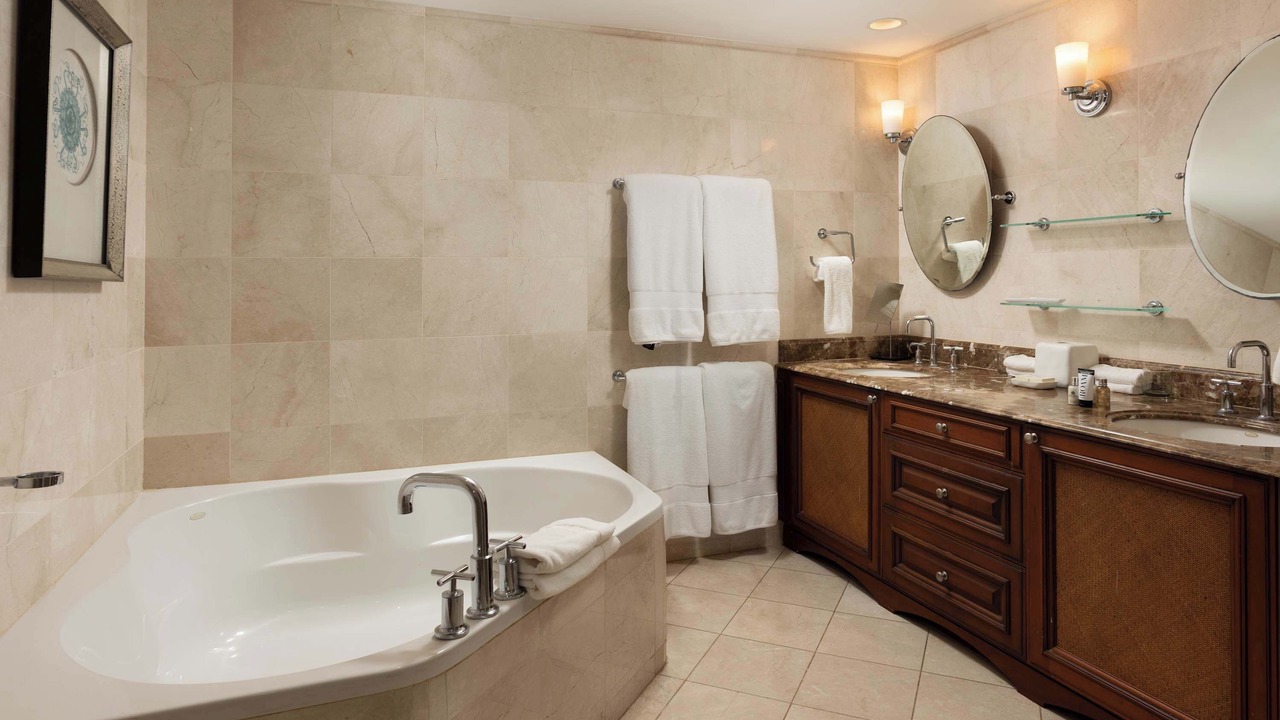 Photo of Bathroom in Little Battaleys