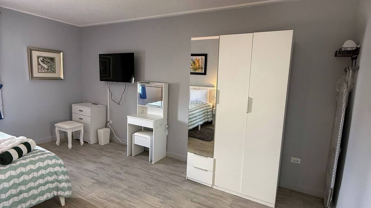 Photo of Bedroom in Bayville