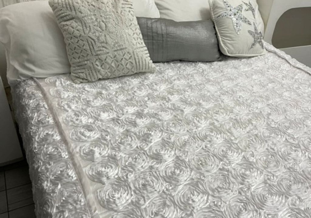 Photo of Bedroom in Marine Gardens