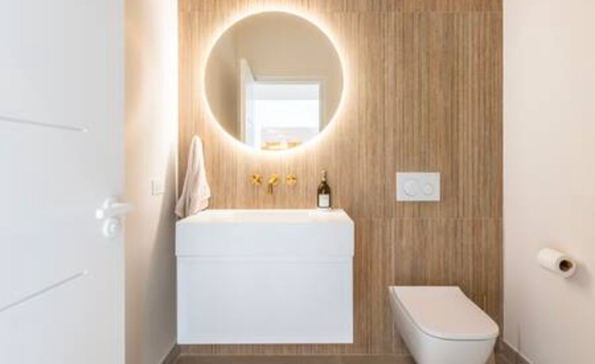 Photo of Bathroom in Merlin Bay