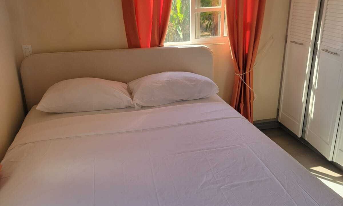 Photo of Bedroom in Long Bay