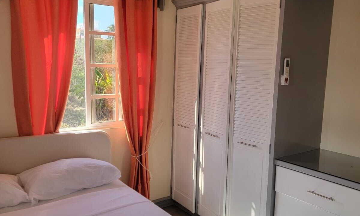 Photo of Bedroom in Long Bay