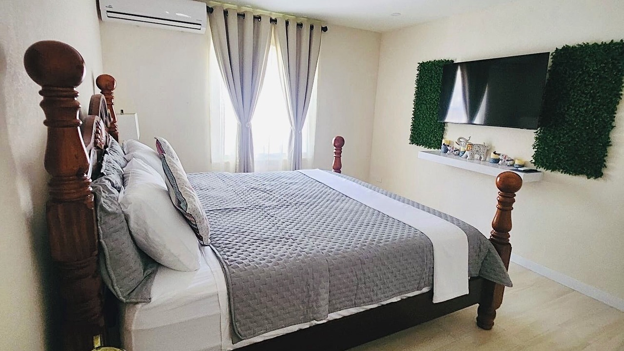 Photo of Bedroom in Cane Garden