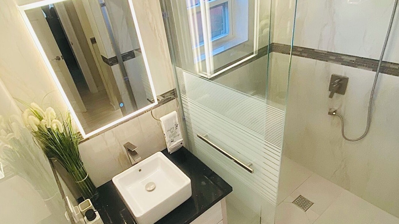 Photo of Bathroom in Cane Garden