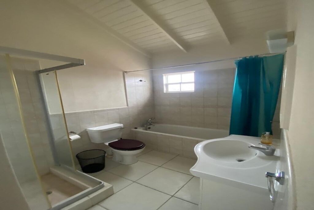 Photo of Bathroom in Callendar
